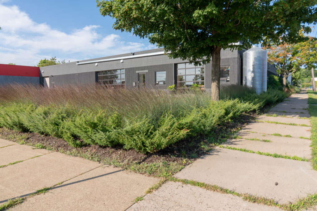 Fourth Street Guild's landscaping in 2019.