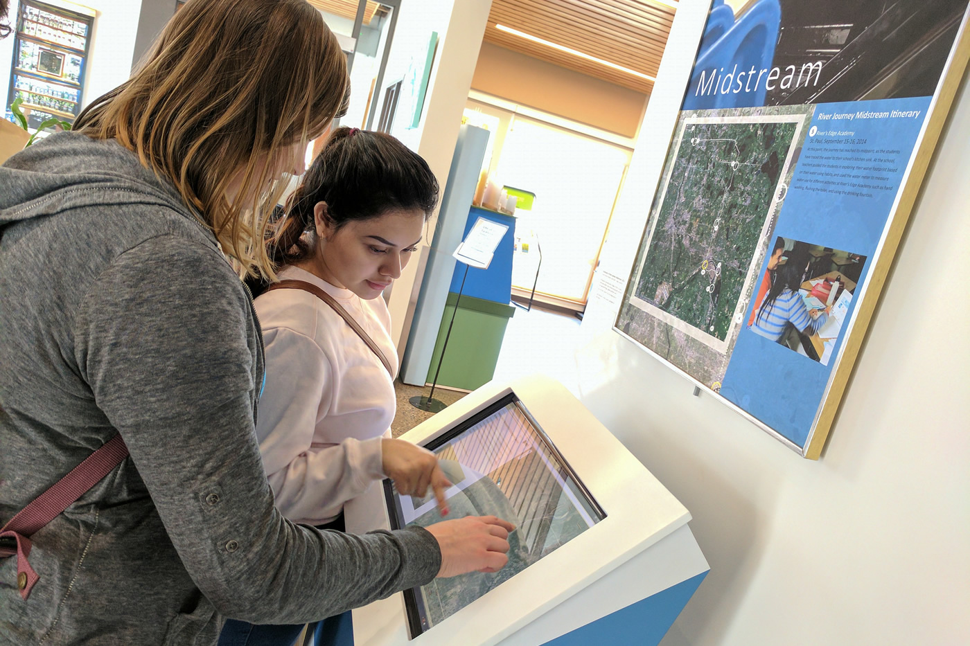 Students interacting with a storymap.